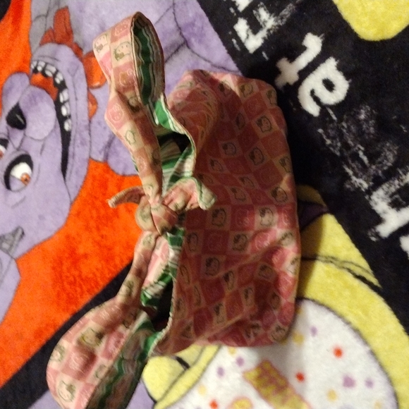 Hello Kitty HOBO Bag - Picture 5 of 11